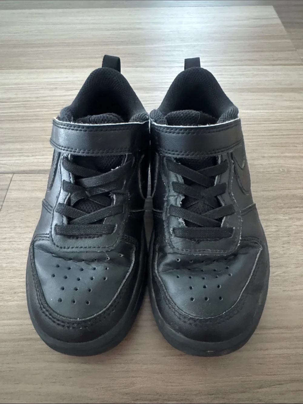 Nike Kids Black Sneakers with Velcro Strap
